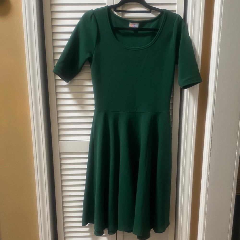 LuLaRoe Emerald Green Nicole dress